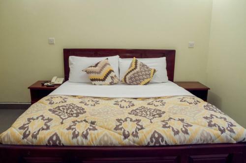 Kenendia Hotel