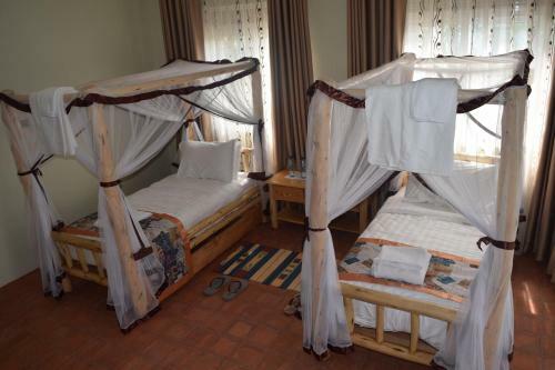 Hotel Summit Safari Lodge Muhanga