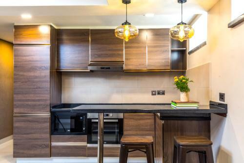 Speke Apartments Kitante