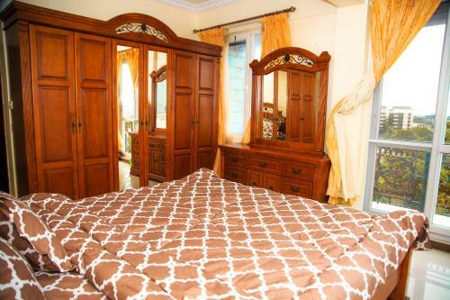 Luxury Apartment With Ocean View In Oyster Bay