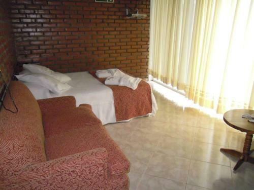 Hostal Caba�as Mocon�