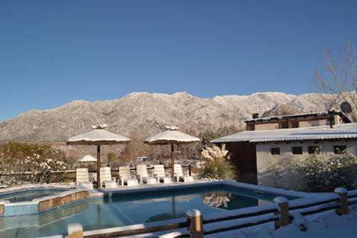 Hostal Caba�as Rio Mendoza