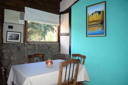 Hostal Caba�as Rio Mendoza