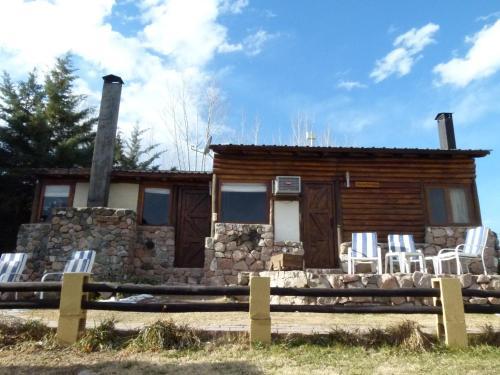Hostal Caba�as Rio Mendoza