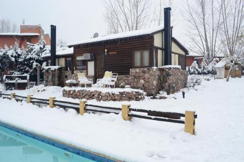 Hostal Caba�as Rio Mendoza