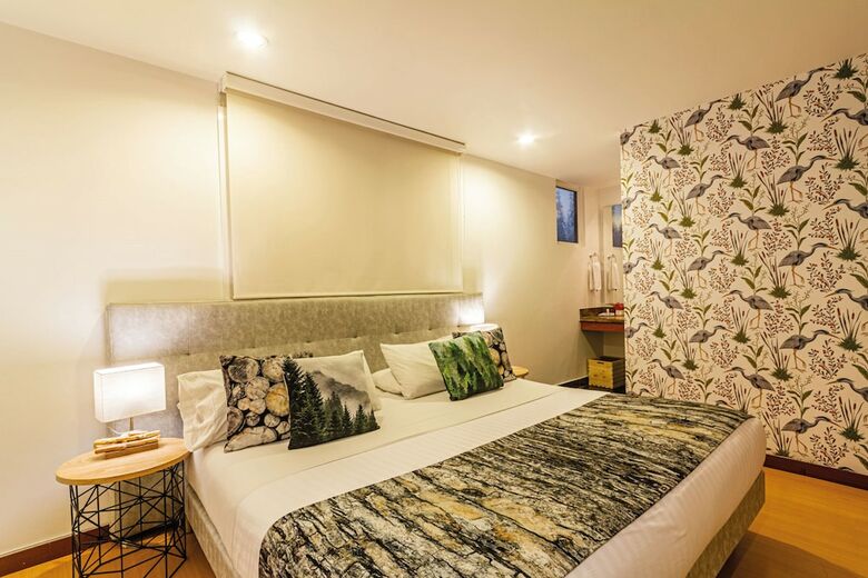 Hotel Factory Inn