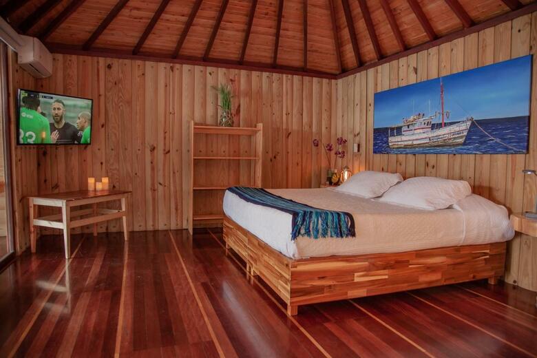 Hotel Punta Faro