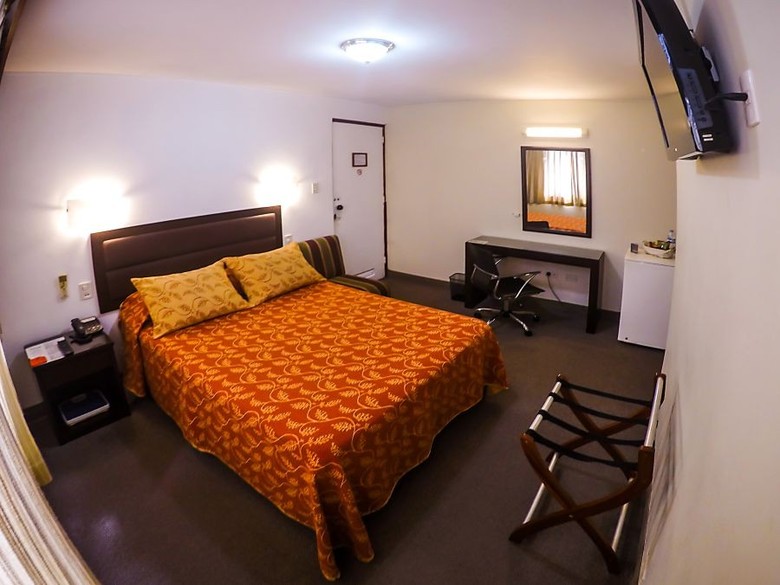 Hotel Intiotel