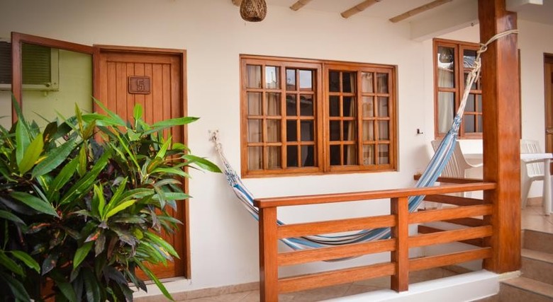 Hostal Bungalows Playa Bonita