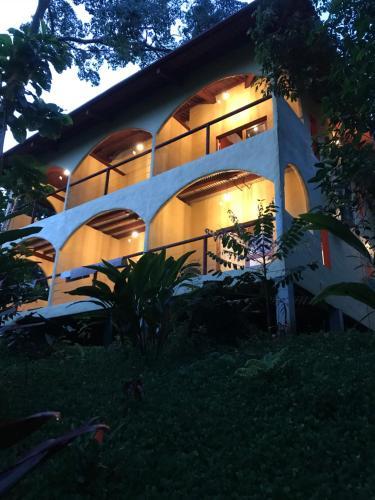 Hotel Morrillo Beach Eco Resort