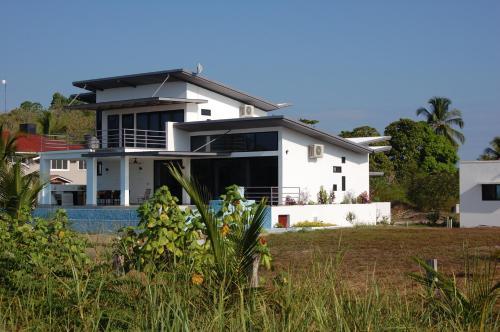 Mariposa Blanca Beach House