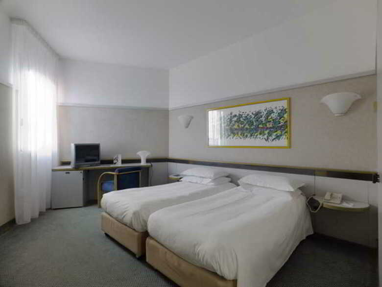 Hotel NH La Spezia
