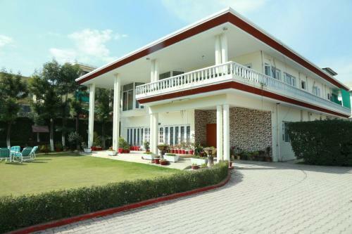 Hostal Alaf Laila Guest House