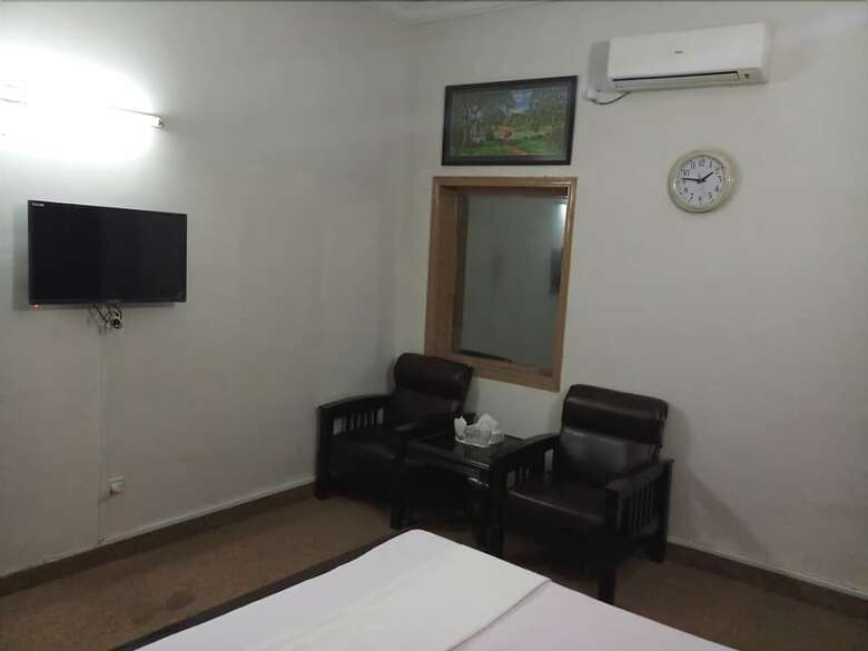 Hostal Orion Inn