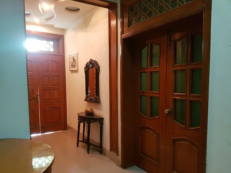 Hostal Aimys Villa Guest House