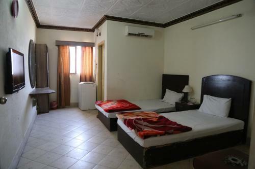 New Pride Hotel Multan