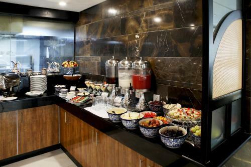 Avari Xpress Hotel Multan