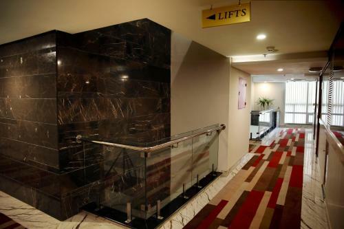Avari Xpress Hotel Multan