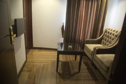 Savoey Hotel Lahore