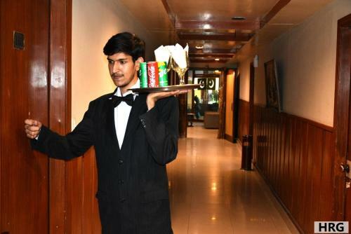 Hotel Royal Gardens Lahore