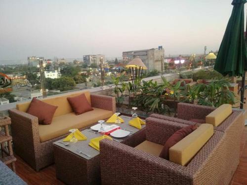 Maisonette Xpress Hotel
