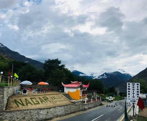 Hotel Dumani Mountain Resort