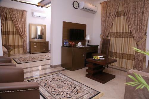 Zifan Hotel & Suites