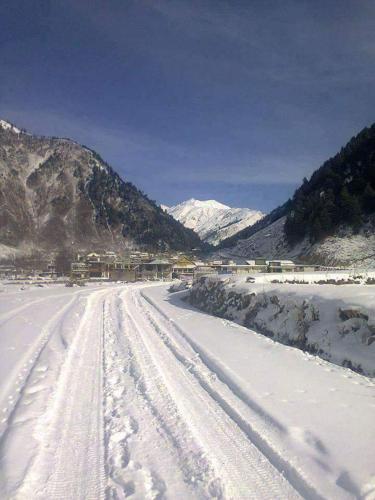 Hotel Mountain Track - Taranna Balakot