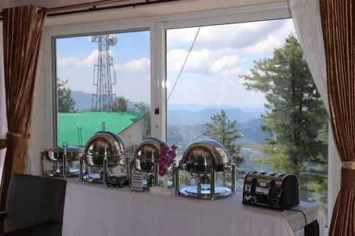 Hostal The Mont Calm