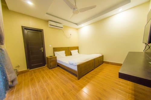 Karakuram Hotel