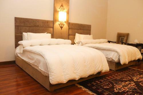 Hotel Shelton Rezidor Swat