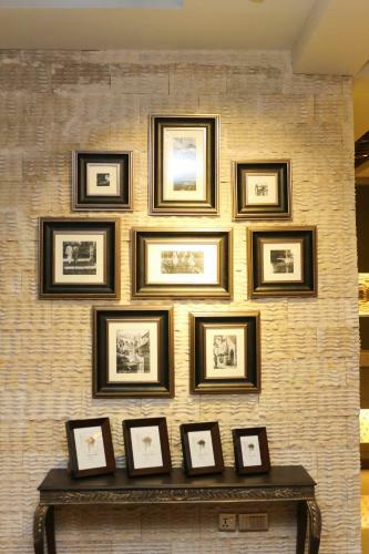 Hotel Shelton Rezidor Swat