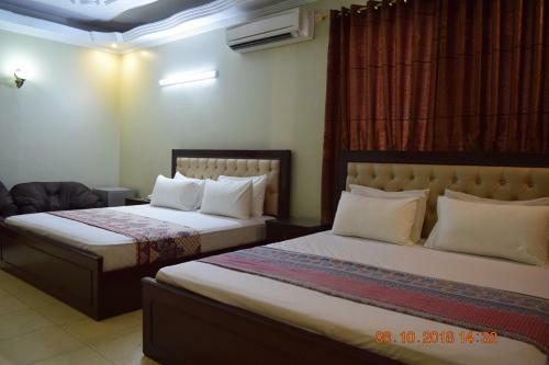 Hostal Prime Dha Guest House