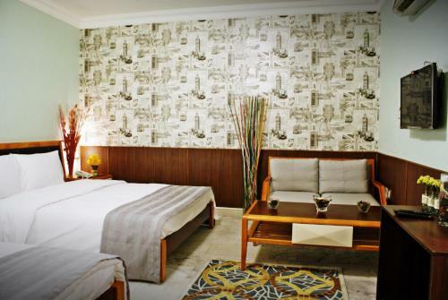 Weekend Hotel & Apartments