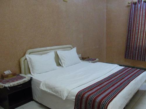 Al Ghazlan Hotel Sinaw