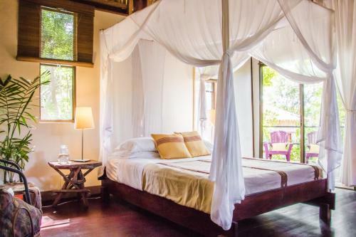 Hostal Caba�as Marsella