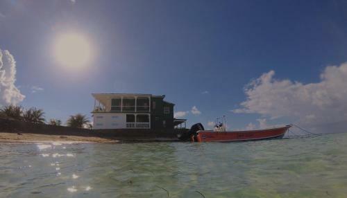Mimundo Corn Island Hostel