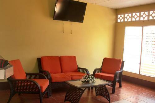 Hotel Charly`s, El Viejo Chinandega