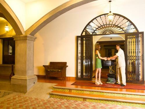Hotel Los Portales