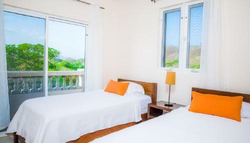 Rio Dulce Ocean View Penthouse V-13