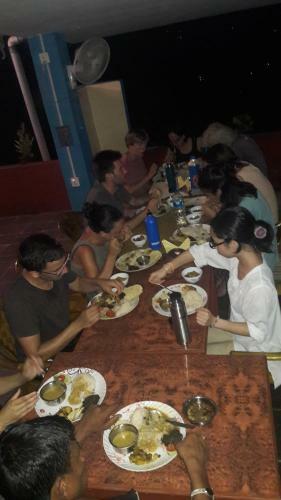 Hostal Begnas Coffee House