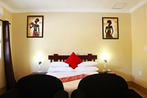 Hostal Mango Guest House