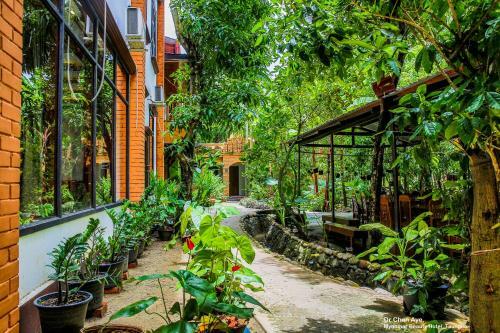 Myanmar Beauty Hotel 2