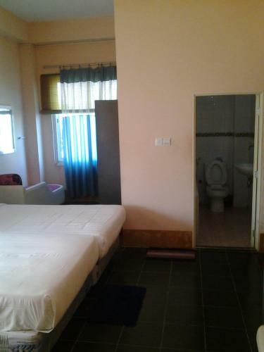 Shwe Moung Than Hotel