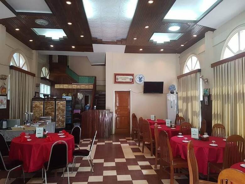 Jade Garden Hotel