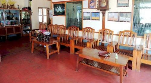 Golden Cave Hotel