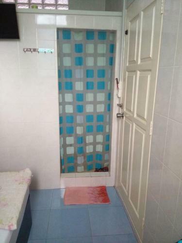 Penguin Hotel Kawthaung