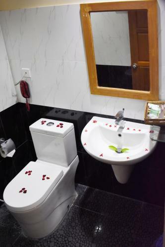 Shwe Poe Eain Hotel