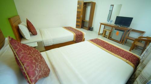 Present Hotel