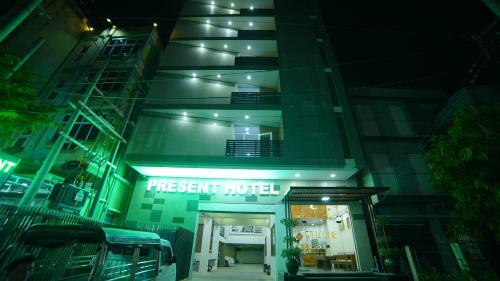 Present Hotel